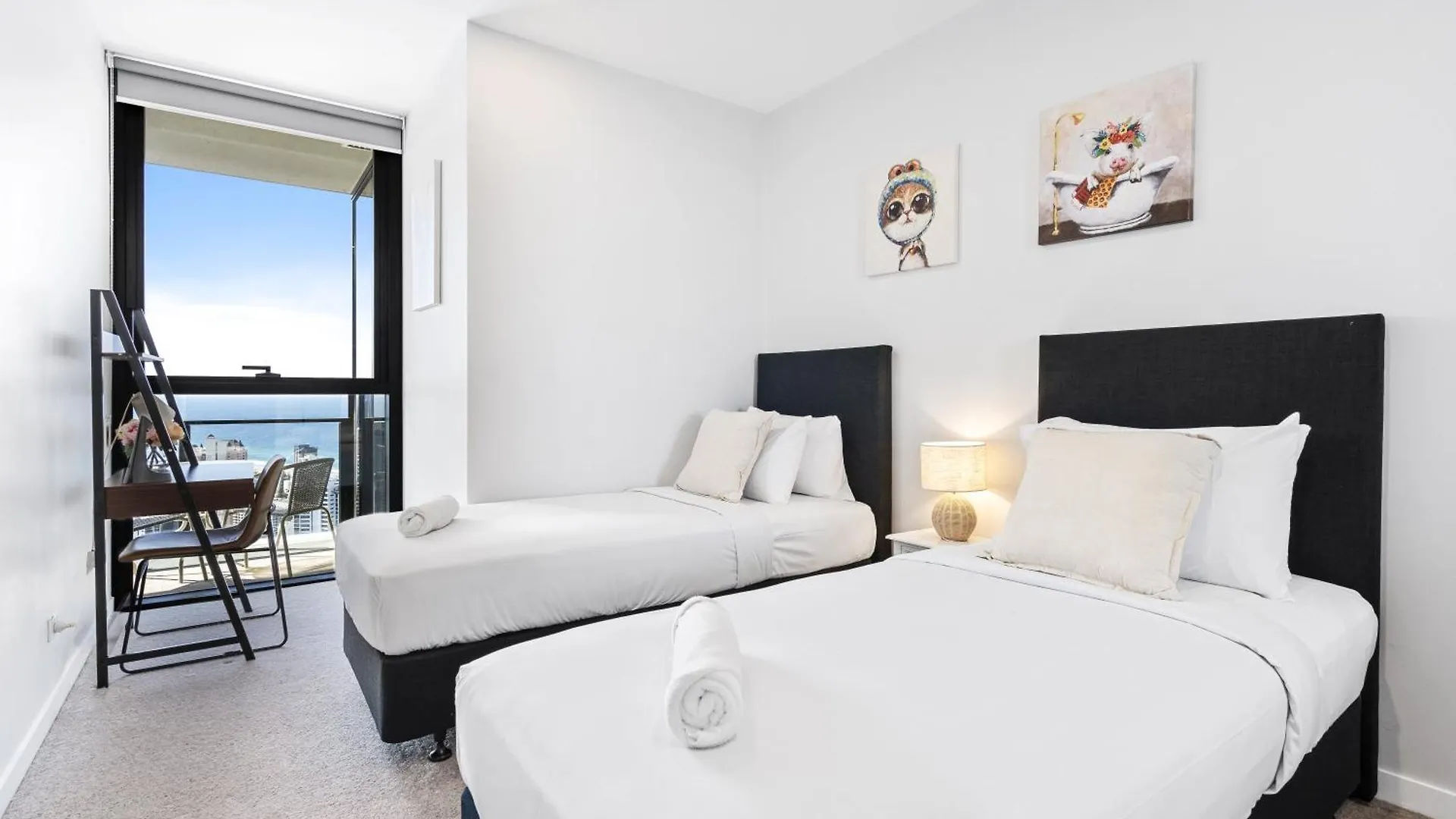 2 Bedroom 1 Bathroom Private Apartments At Casino - Paid Parking Only Gold Coast 0*,  Australia