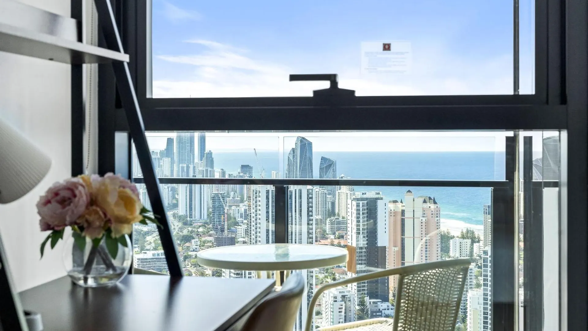 2 Bedroom 1 Bathroom Private Apartments At Casino - Paid Parking Only Gold Coast Australia