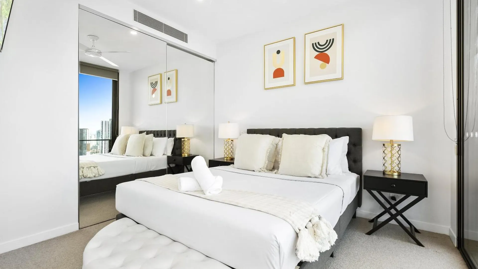 2 Bedroom 1 Bathroom Private Apartments At Casino - Paid Parking Only Gold Coast 0*,