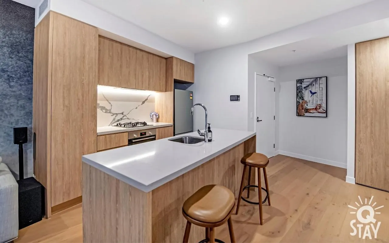 2 Bedroom 1 Bathroom Private Apartments At Casino - Paid Parking Only Gold Coast