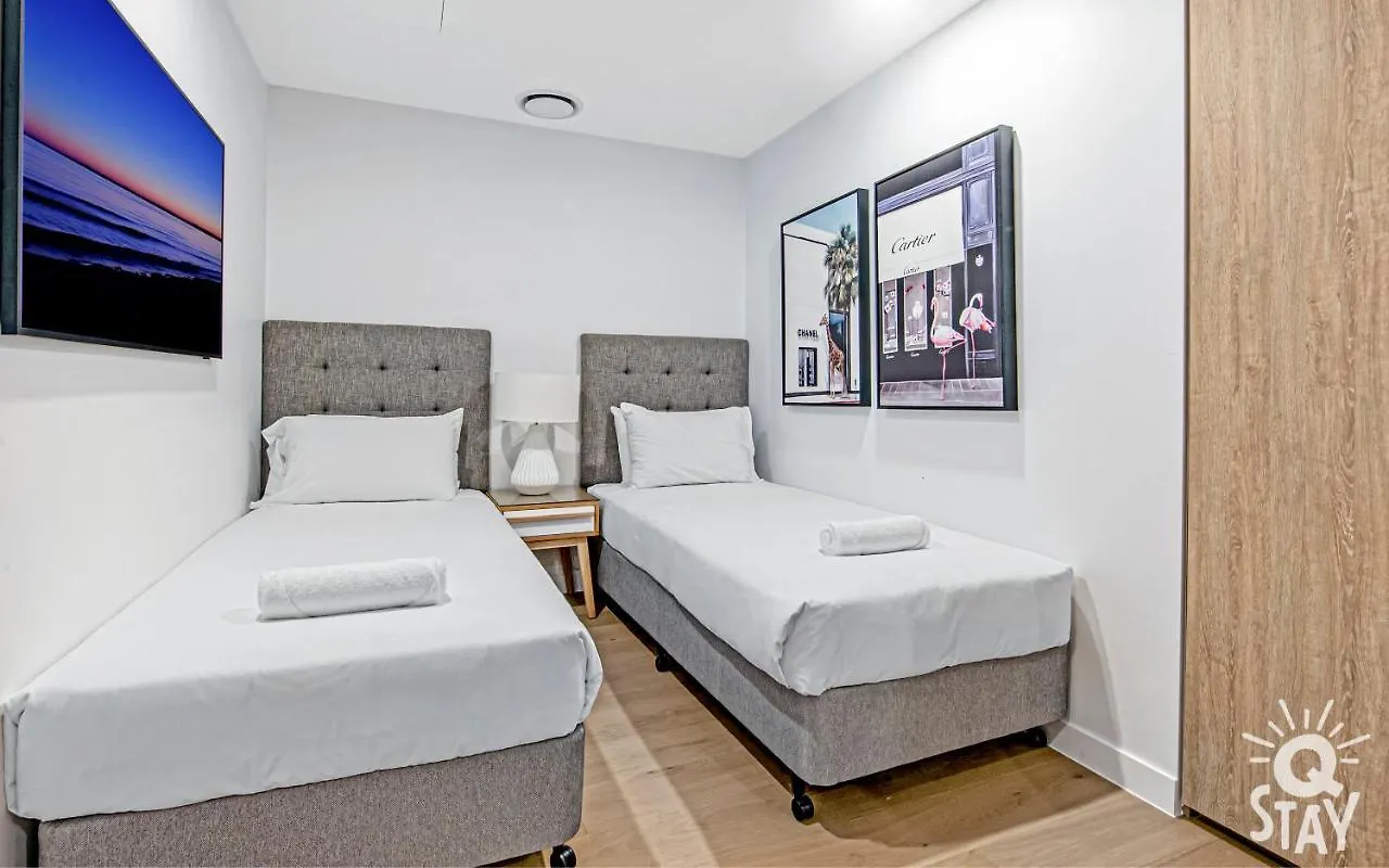 2 Bedroom 1 Bathroom Private Apartments At Casino - Paid Parking Only Gold Coast