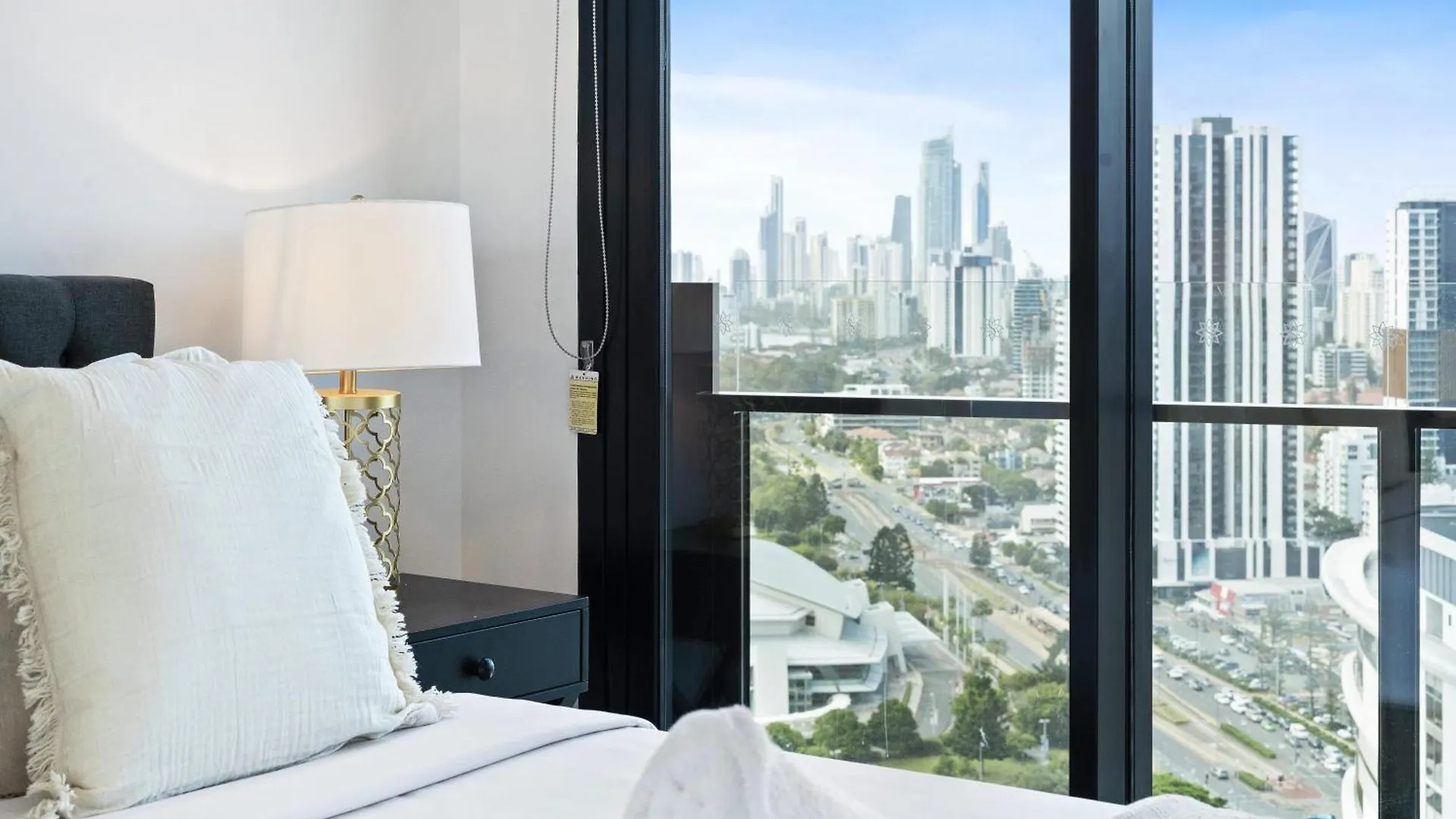 2 Bedroom 1 Bathroom Private Apartments At Casino - Paid Parking Only Gold Coast
