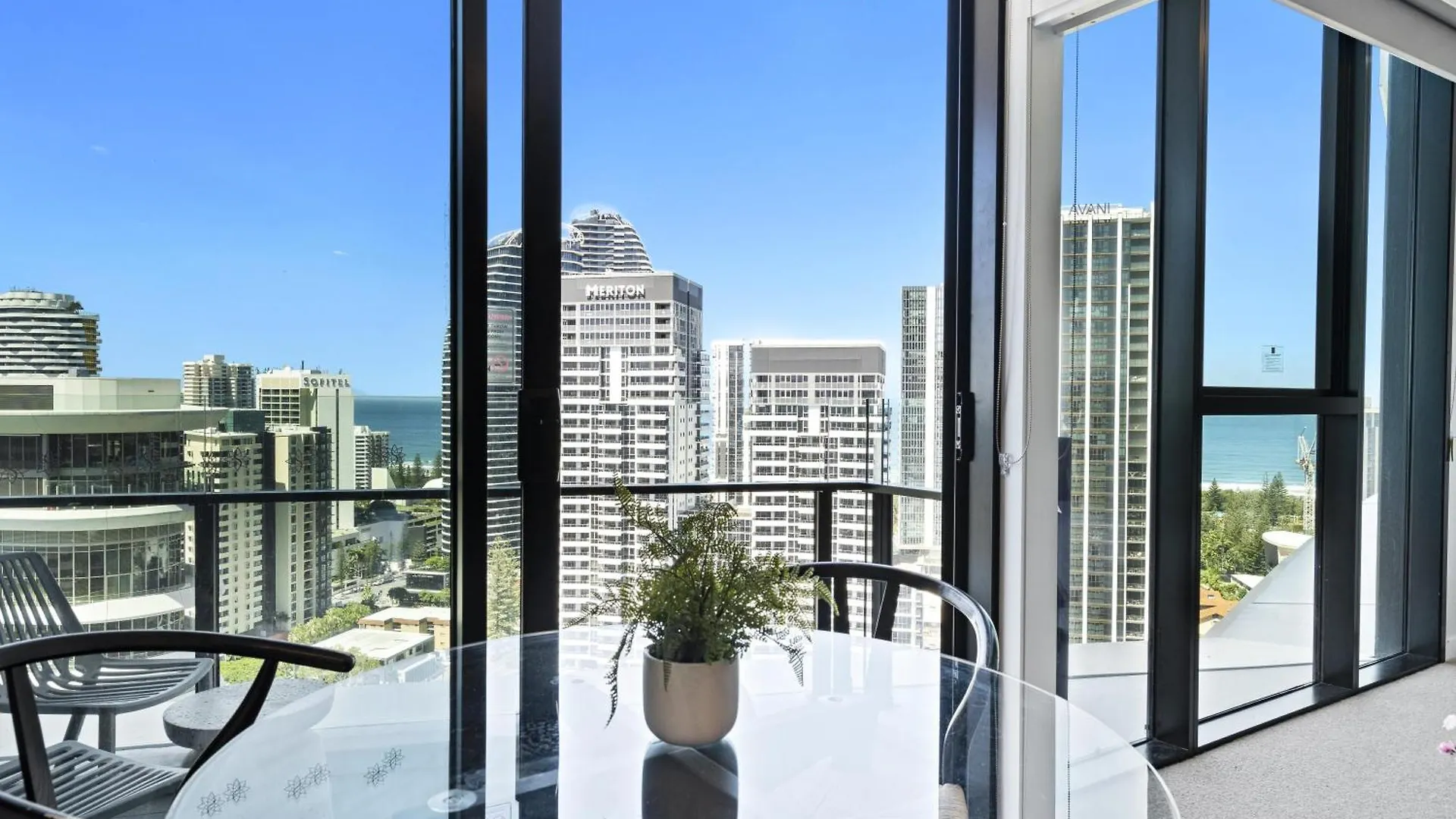 2 Bedroom 1 Bathroom Private Apartments At Casino - Paid Parking Only Gold Coast Austrálie